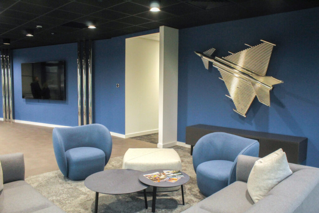 ENTRANCE 1 TW Metals